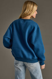 blue apres sweatshirt, dark blue sweatshirt, apres sweatshirt, oversized sweatshirt, women's sweatshirt, ski trip