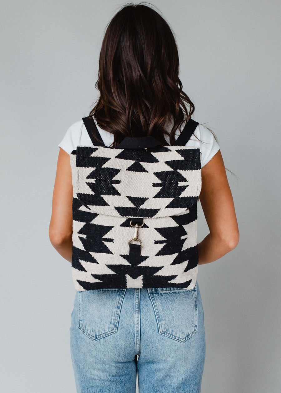 WOVEN-498_BLACK