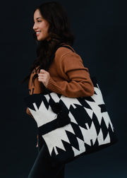 WOVEN-453_BLACK