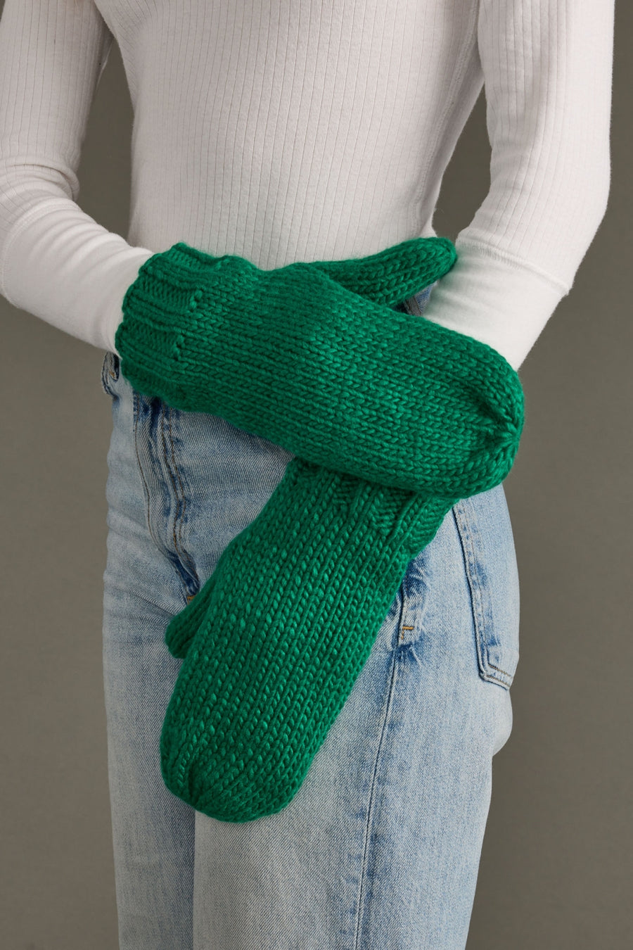 Festive Times Mittens - Green