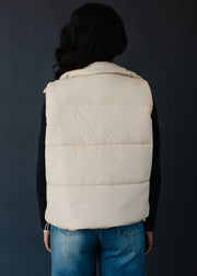 World Traveler Vest - Tan