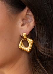 Luxe Gold Bold Diamond Shaped Earrings