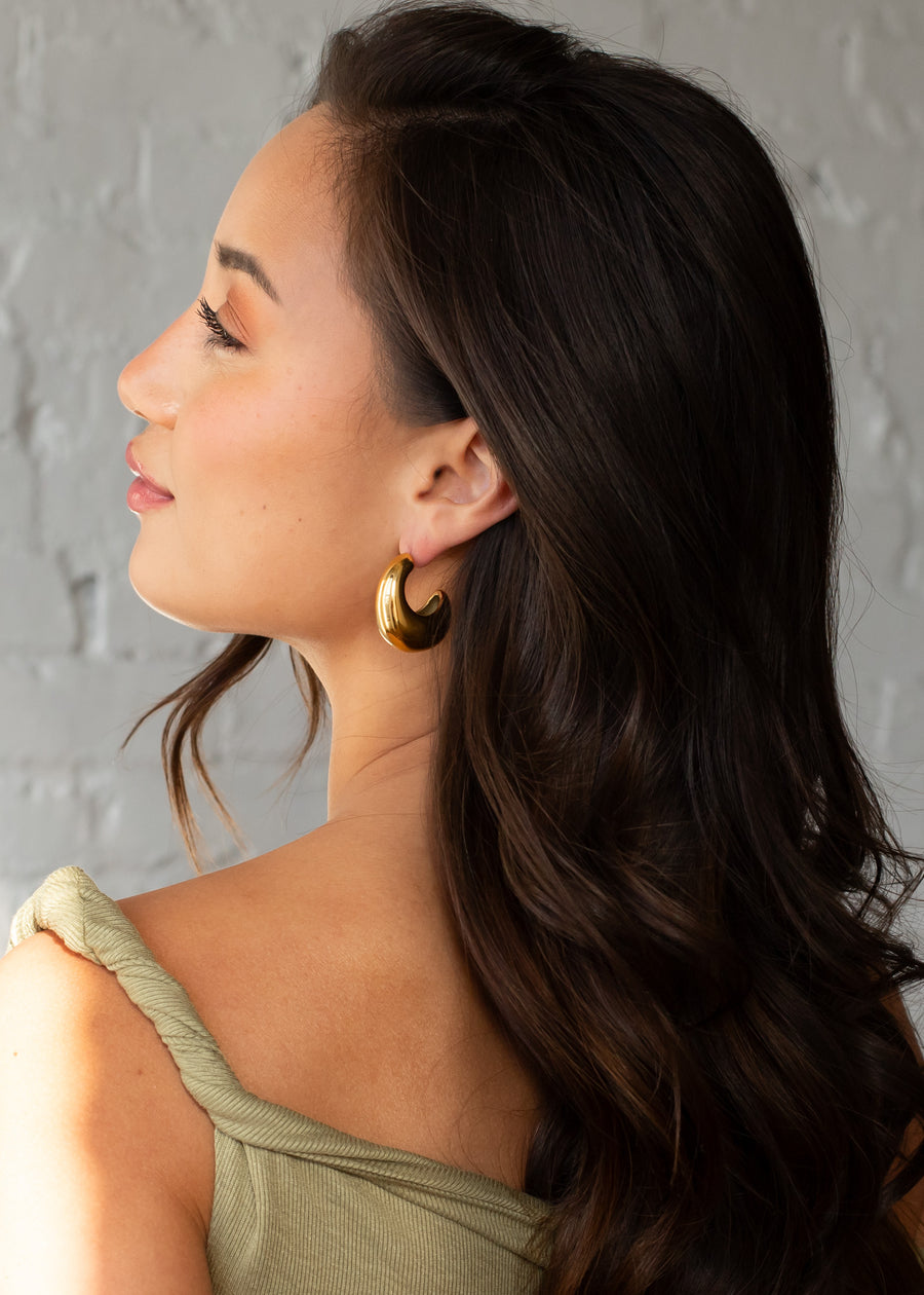 Luxe Gold Bold Teardrop Earrings