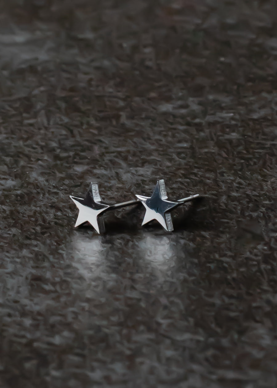 City View Star Stud Earrings - Silver