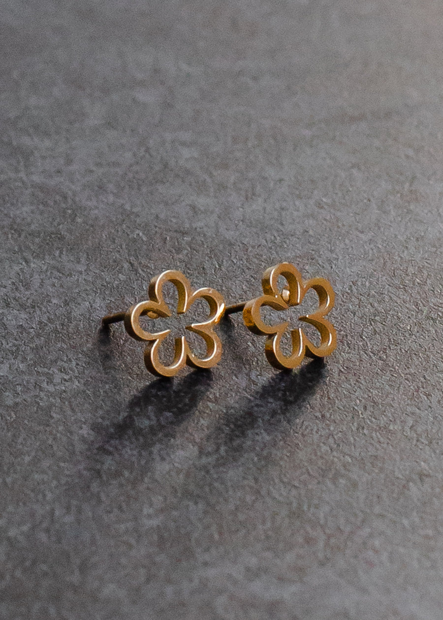 Gardenia Stud Earrings - Gold
