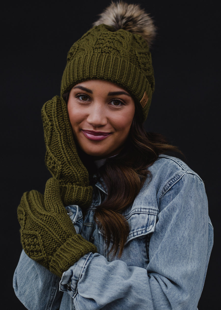 Kellen Mittens
