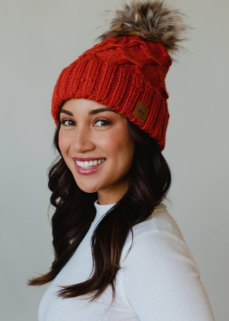 Karmen Pom Hat