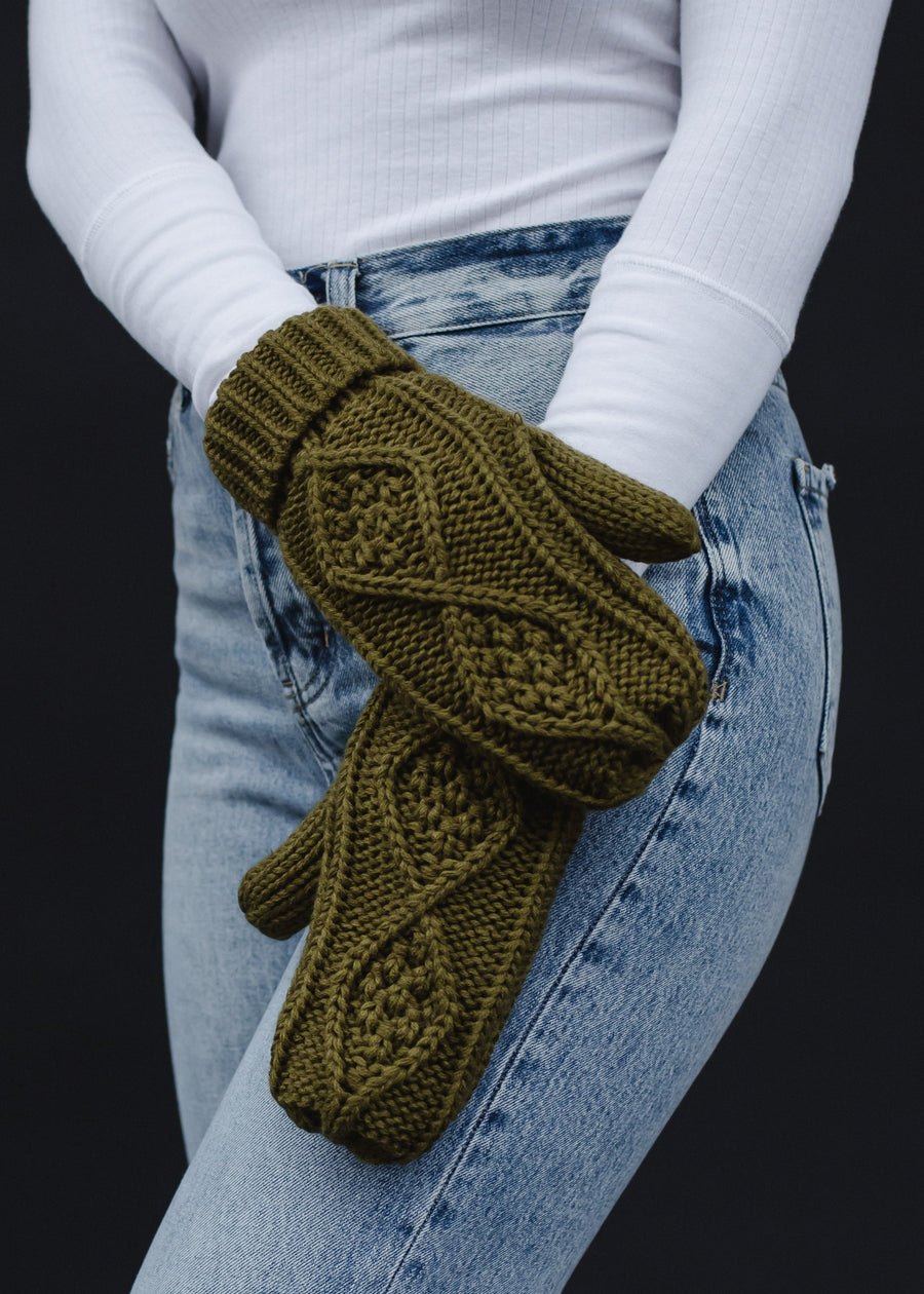 Kellen Mittens