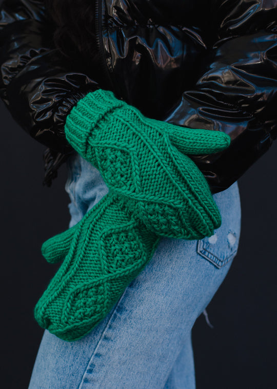 green cable knit mittens