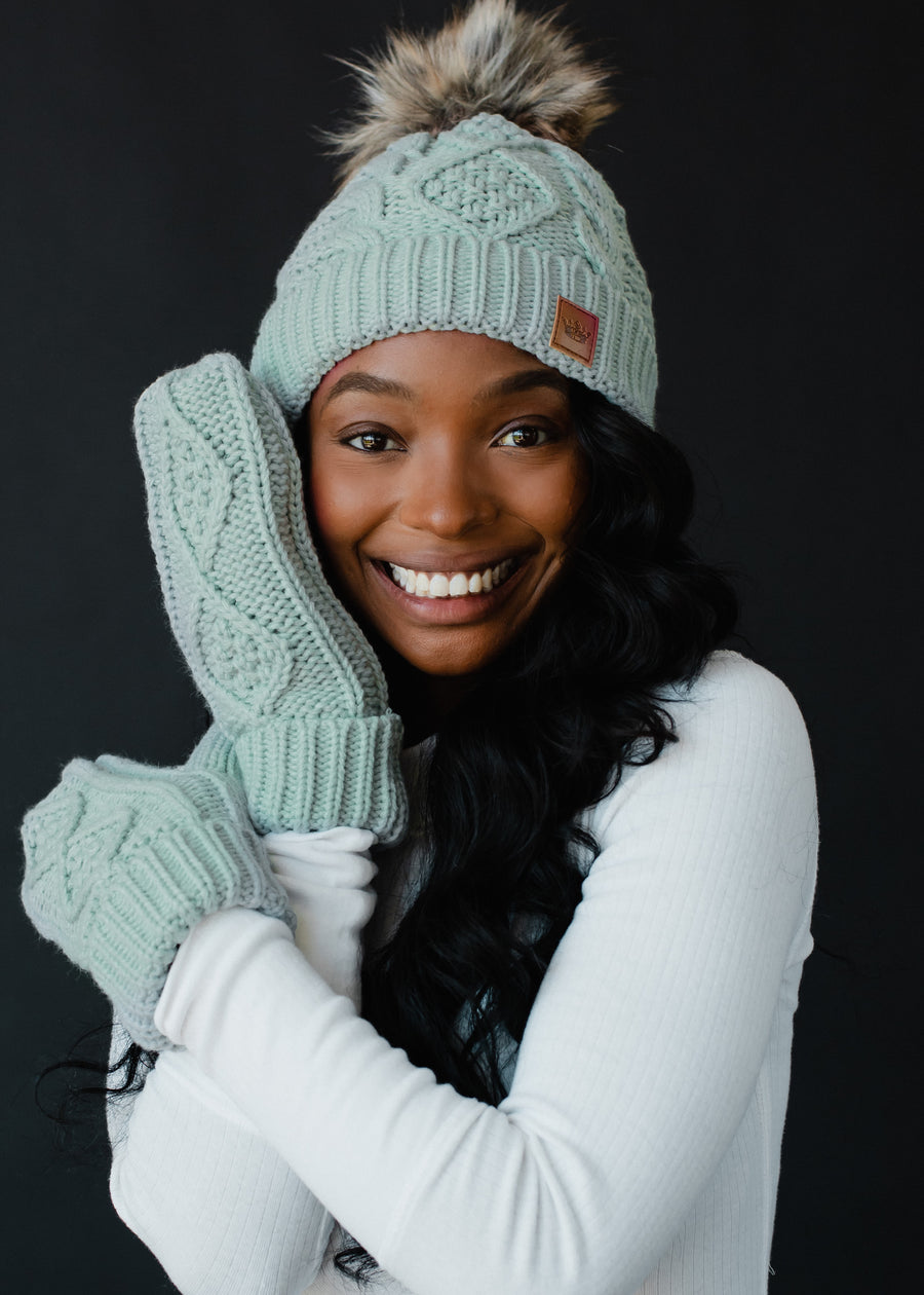 Raya Pom Hat