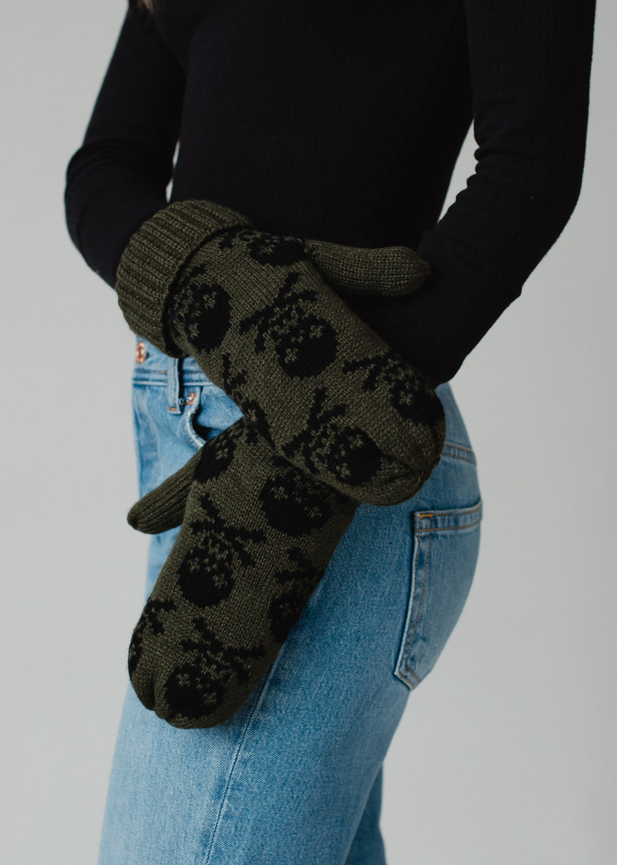 Skull Pattern Mittens - Olive