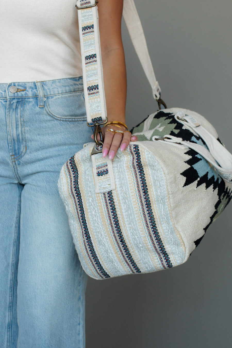 WOVEN-908_WHITE